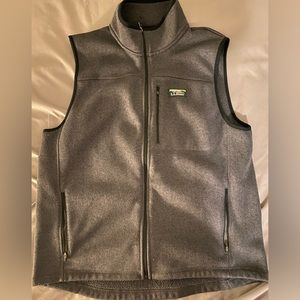 Men’s LL bean vest charcoal